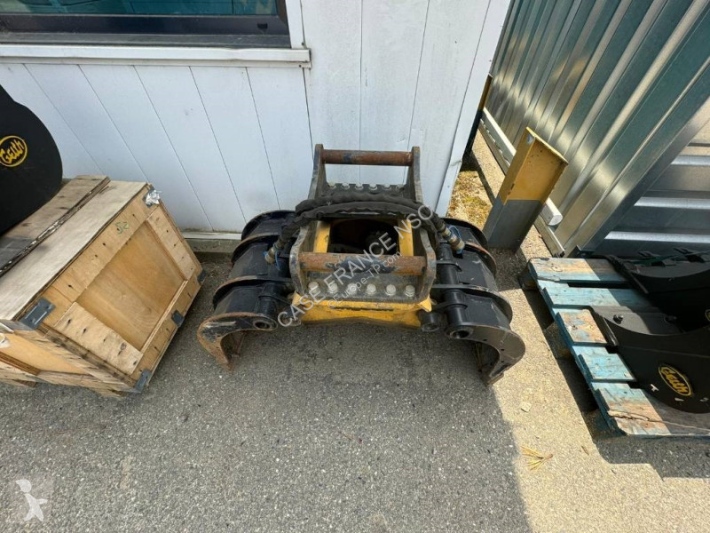 Excavator Case C