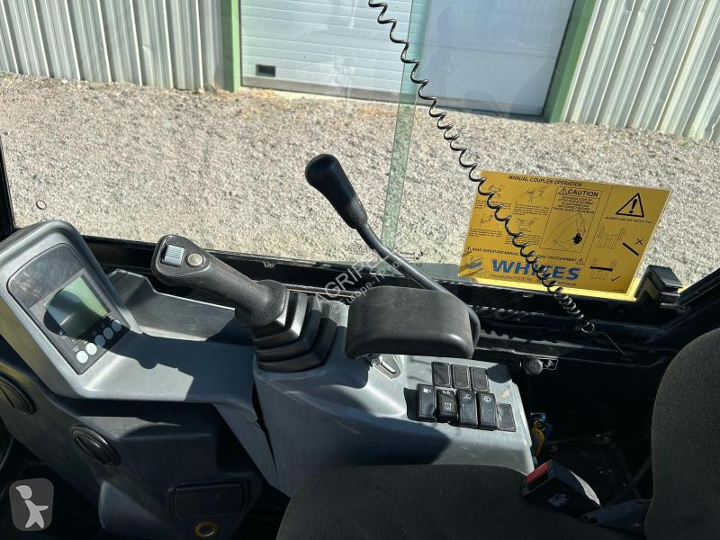 Escavadora Yanmar  SV26