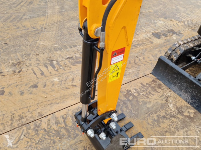 Escavadora JPC HT12