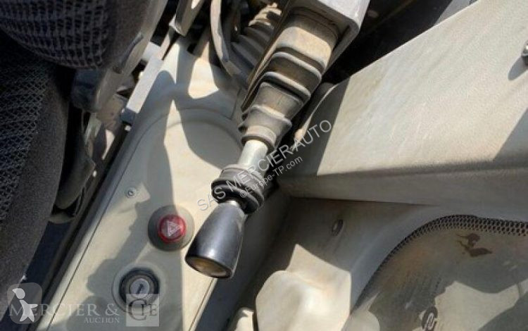 جرافة Mecalac pelle sur pneus diesel