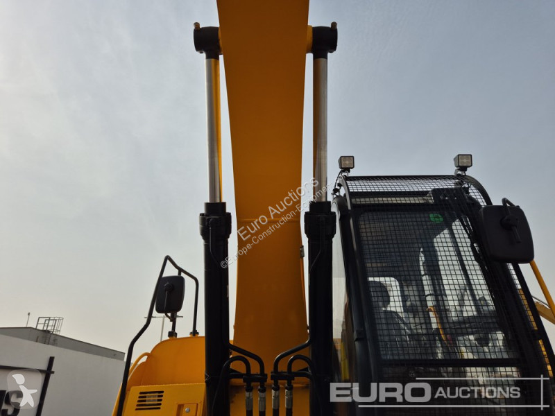 جرافة JCB JS215LC