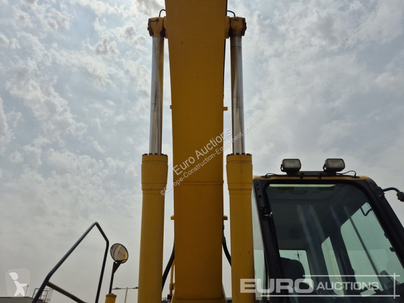 Excavator Komatsu PC220LC-8N1