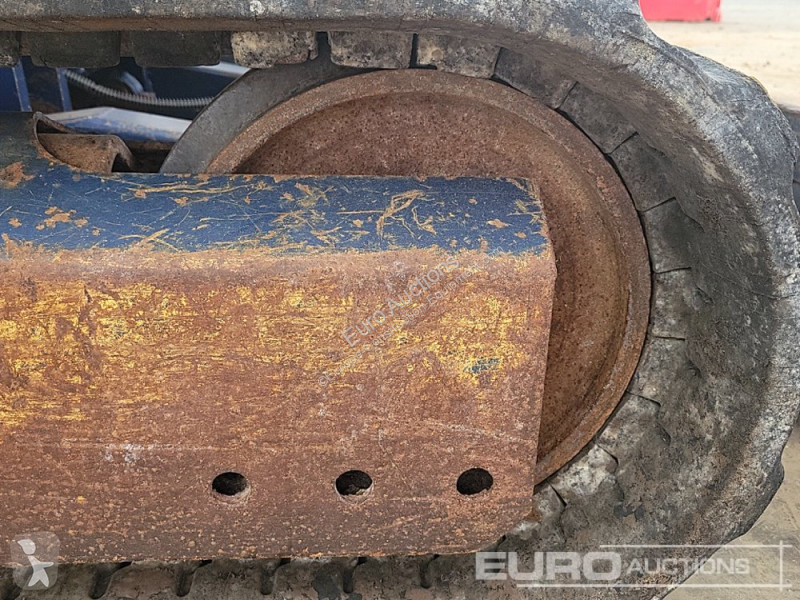 Escavatore Kubota K-020