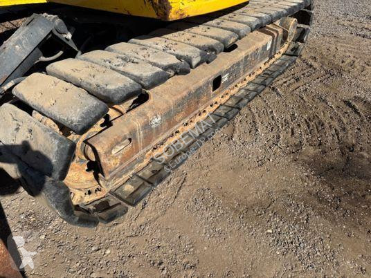جرافة Komatsu PC88MR-6 PC88MR-6