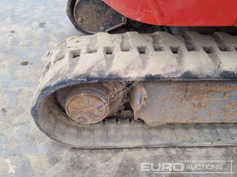 Escavadora Takeuchi TB215