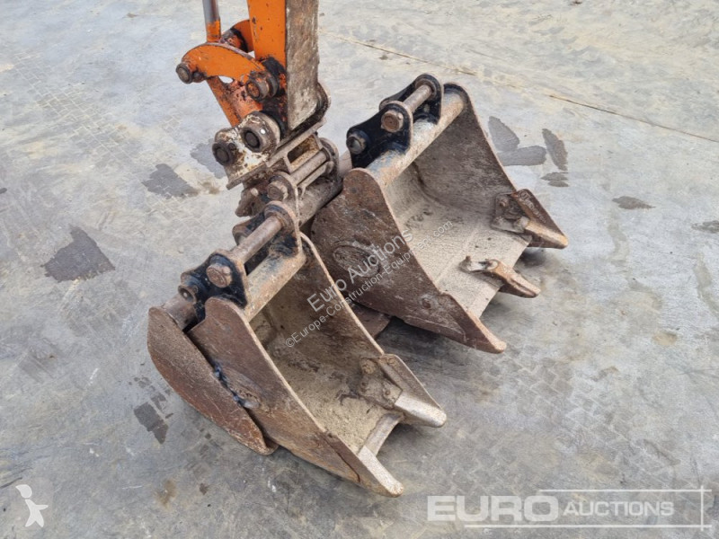 Excavadora Hitachi ZX17U-2