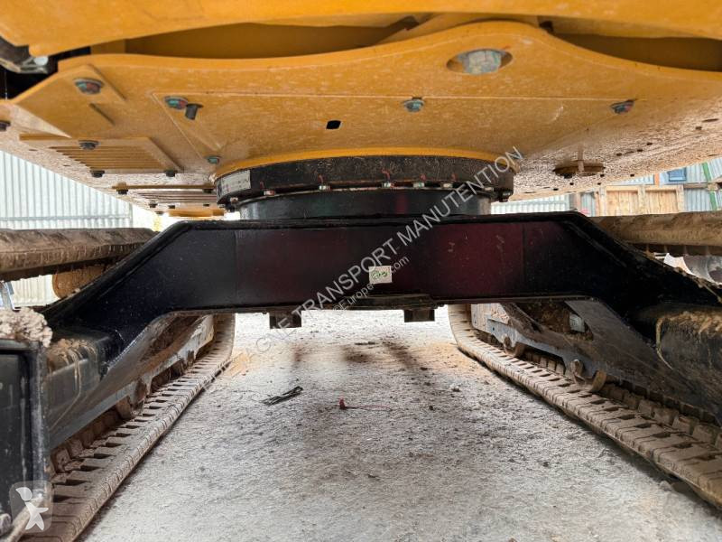 Escavadora Caterpillar 302.7CR