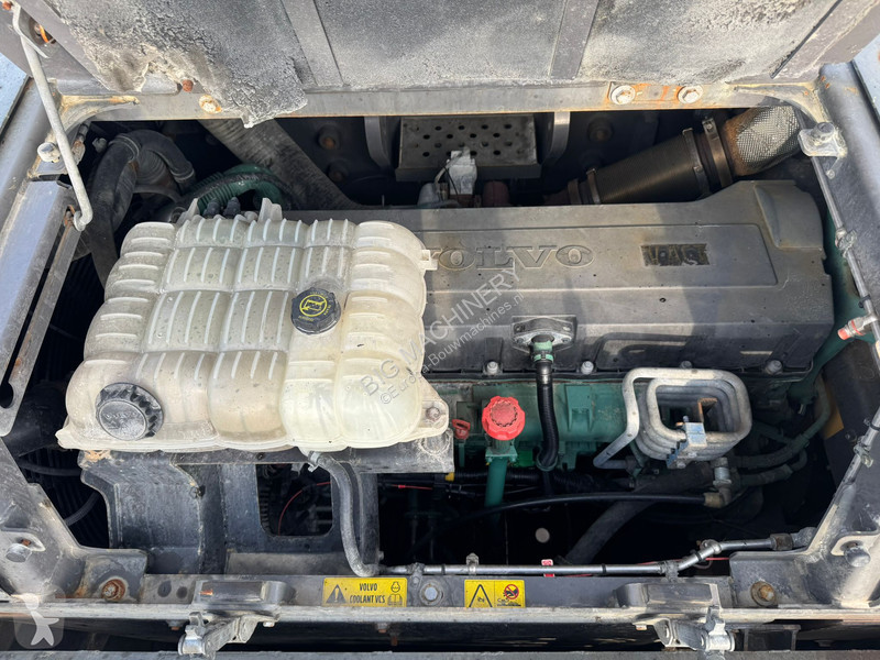 Escavadora Volvo EC750EL