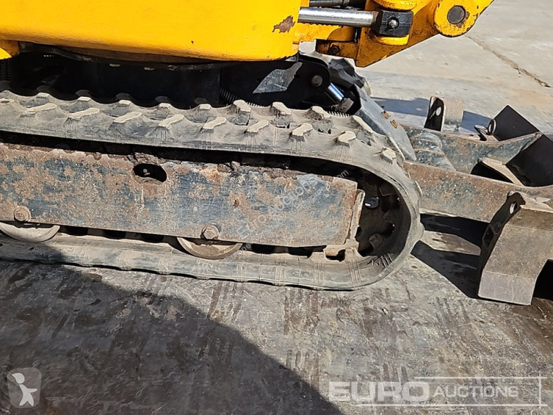 Lopatový nakládač JCB
