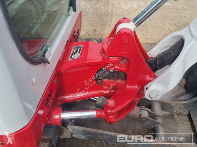 Graafmachine Takeuchi TB216
