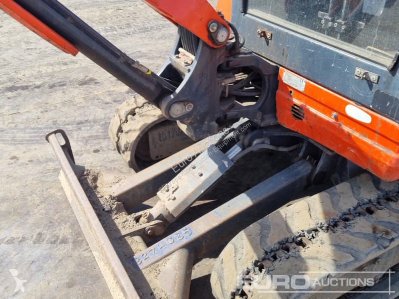 Lopatový nakládač Kubota KX61-3