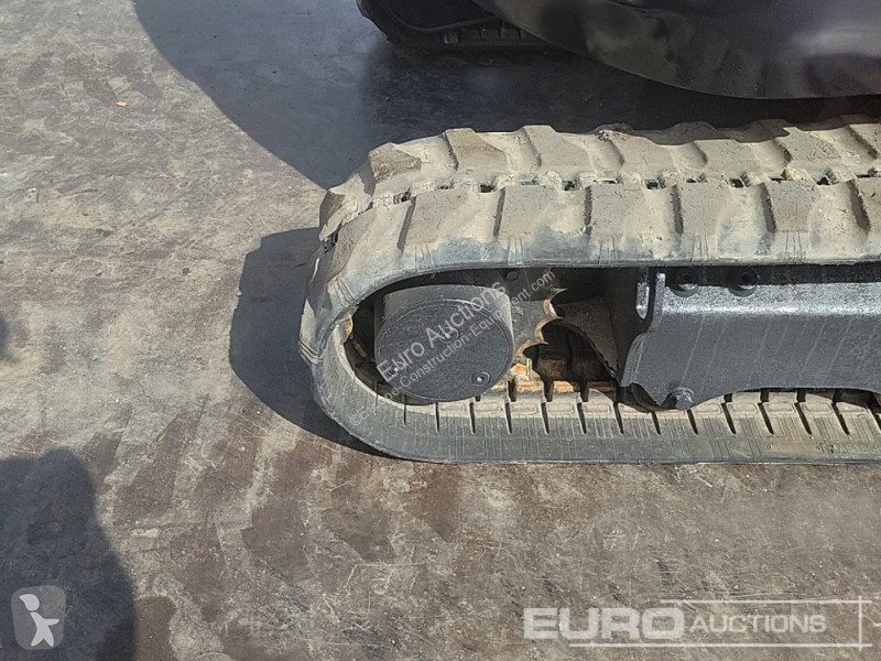 Lopatový nakládač Kubota U36-4
