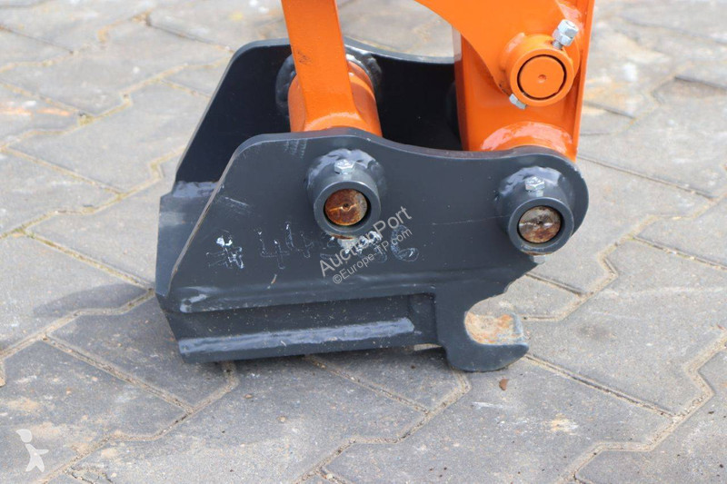 Escavadora Hitachi ZX19U-6 YR