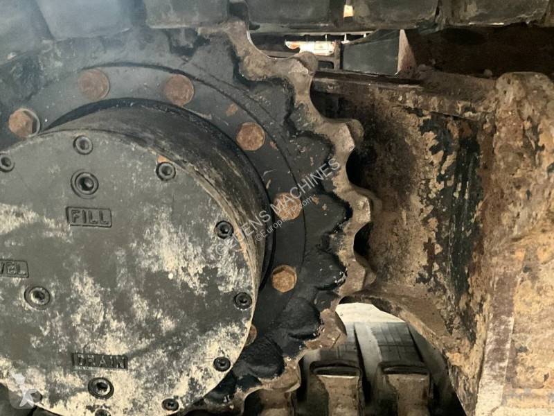 Escavadora Kubota KX 080-4