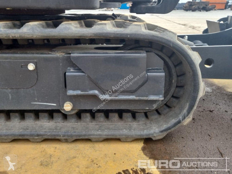 Lopatový nakládač Bobcat E19