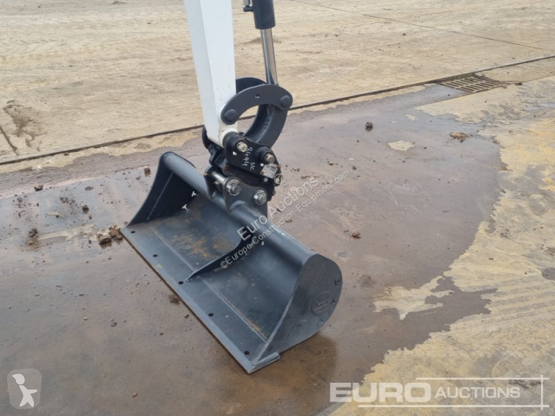 Excavator Bobcat E19