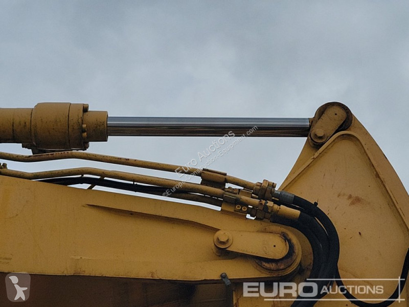 Escavatore Caterpillar