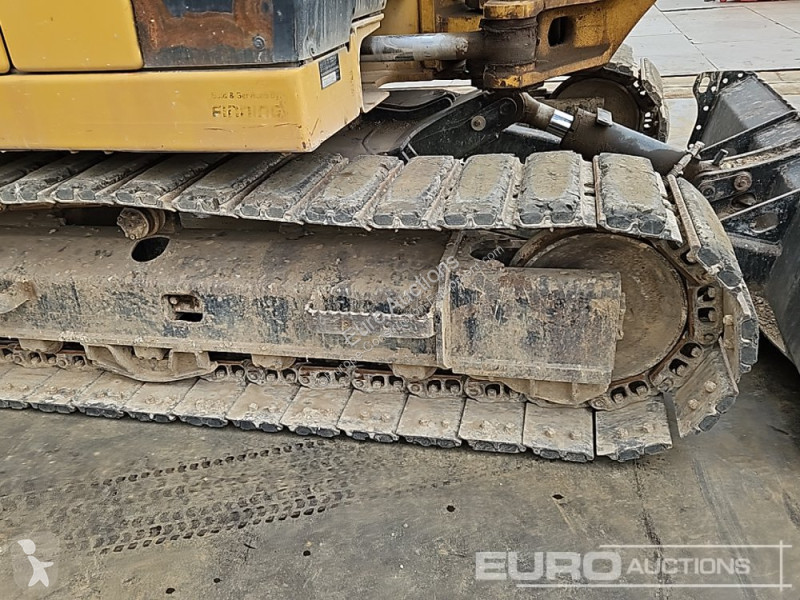 Escavatore Caterpillar R