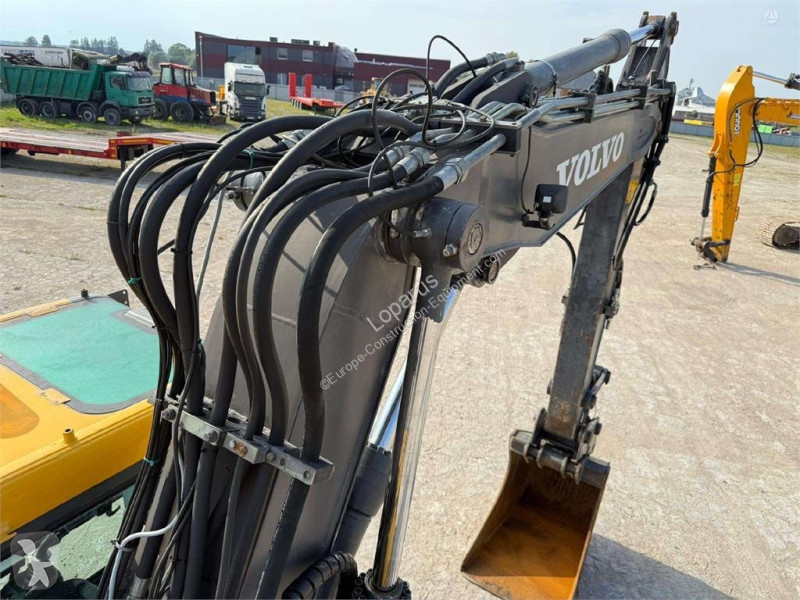 Escavatore Volvo