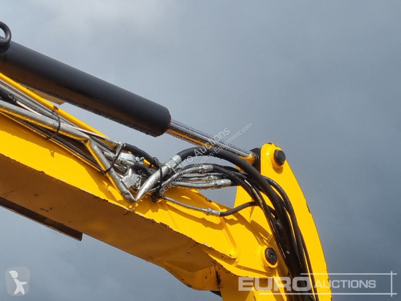 جرافة JCB HD110WT