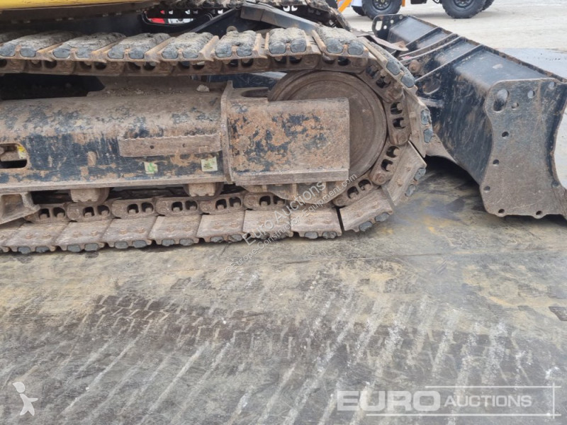 Escavatore Caterpillar R