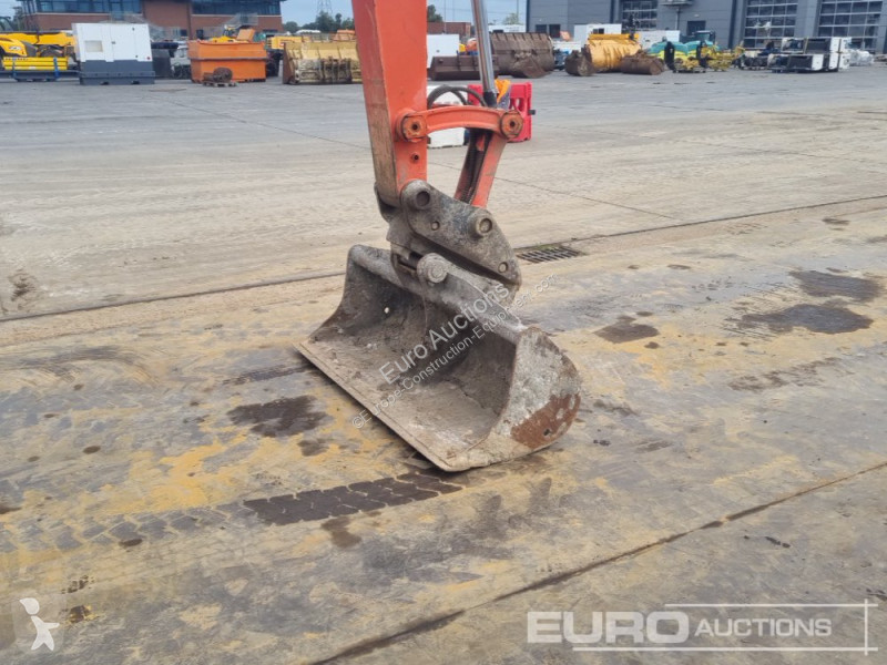 Escavatore Kubota KX080-4