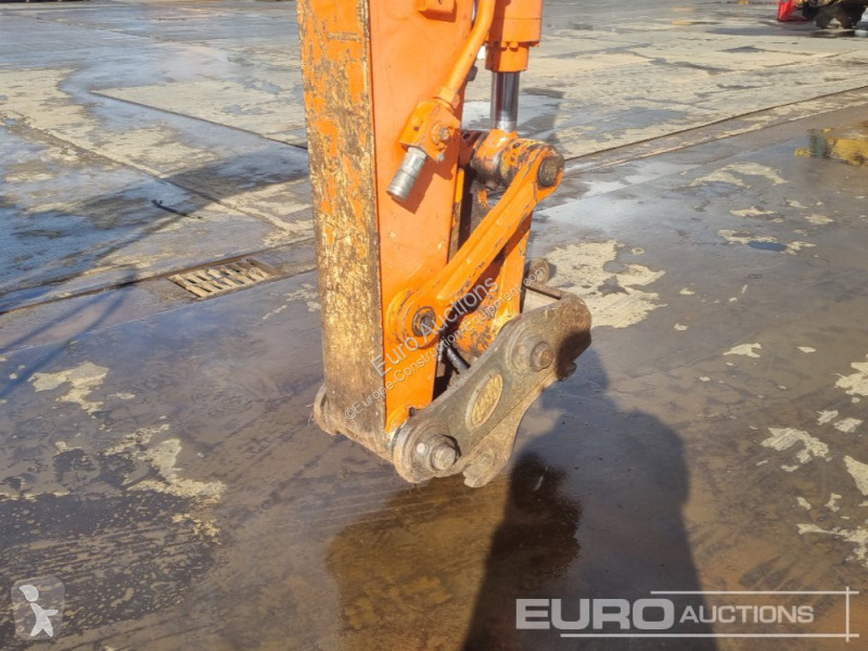 Escavatore Hitachi ZX135U5-3