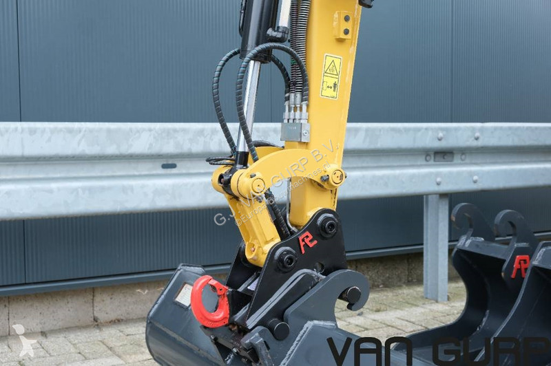 Escavatore Caterpillar 302 CR | A/C | 2022 |...