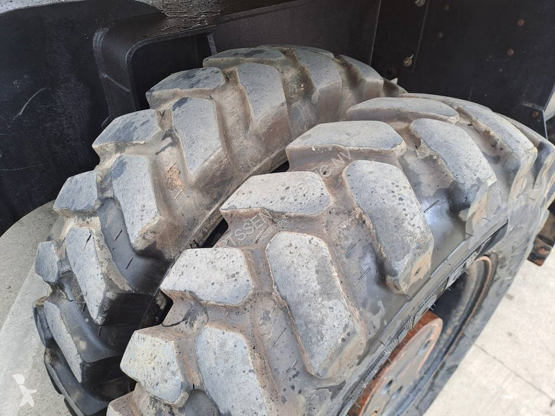 Excavator Caterpillar F