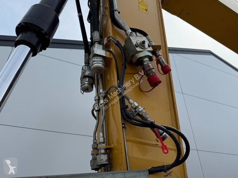 Excavator Caterpillar F