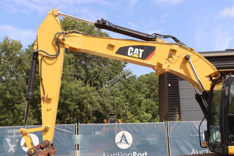 Skovl Caterpillar 323E
