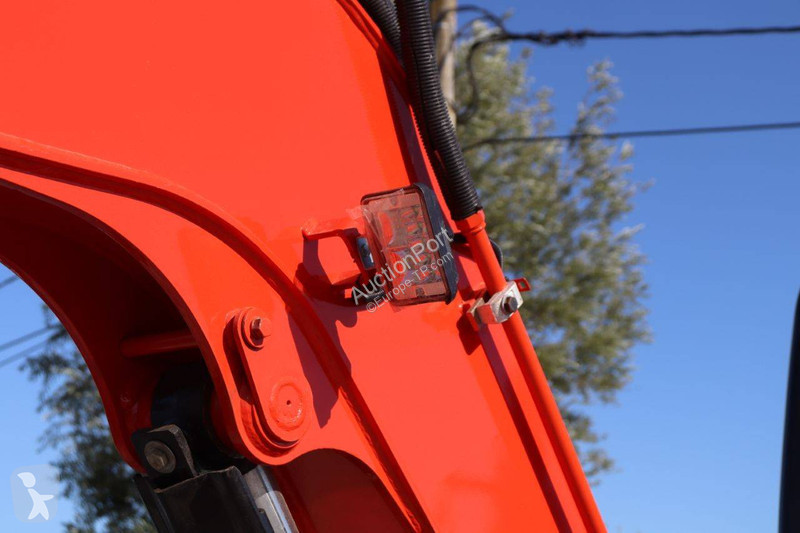 Excavadora Kubota KX155-5