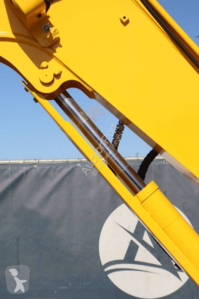 Escavatore Komatsu PC56-7