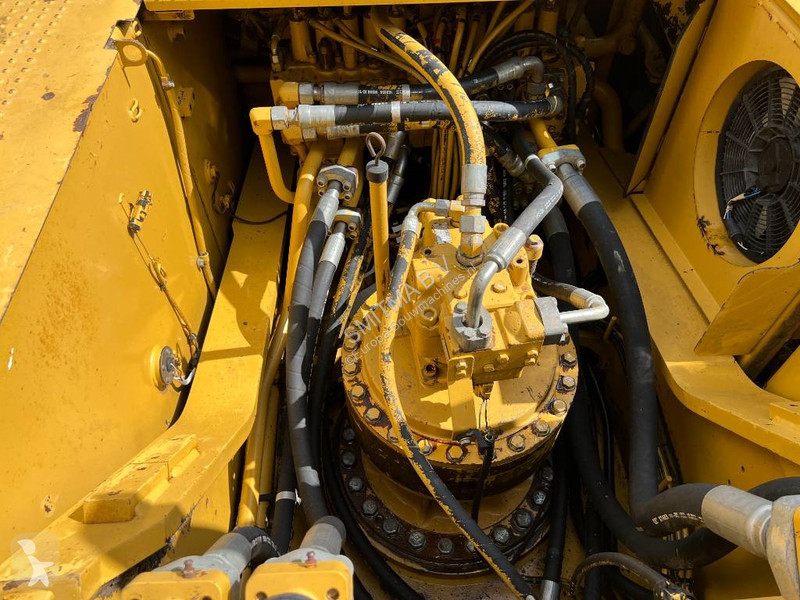 Excavator Caterpillar L