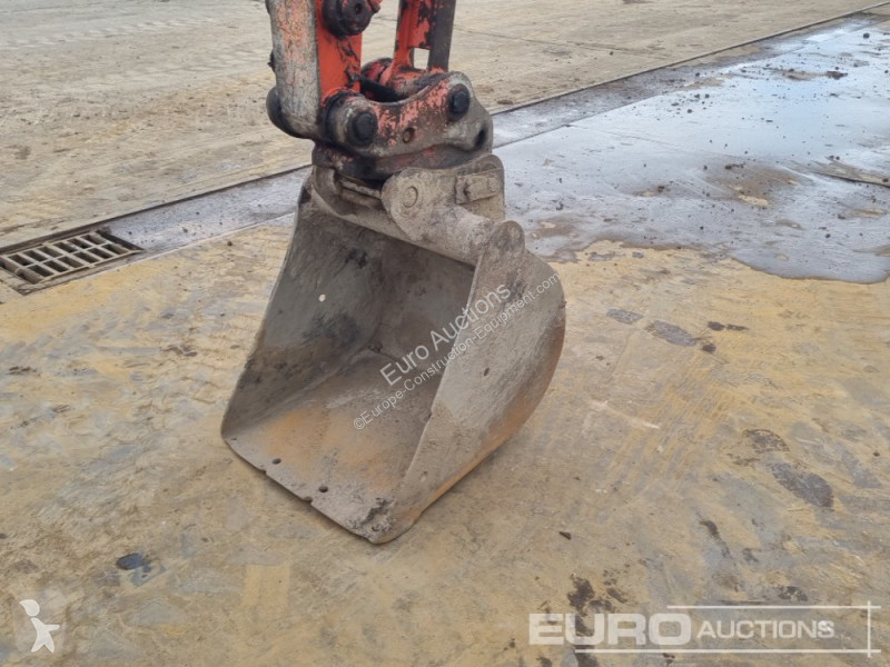 Lopatový nakládač Kubota U48-4