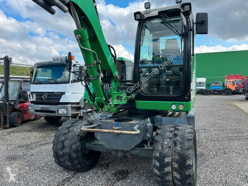 Rýpadlo Liebherr Compact guter Zustand