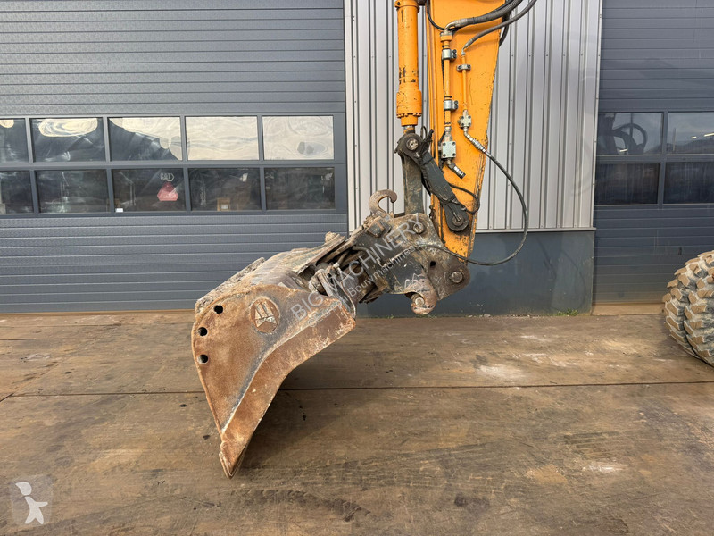 Rýpadlo Hyundai Robex 180W-9A