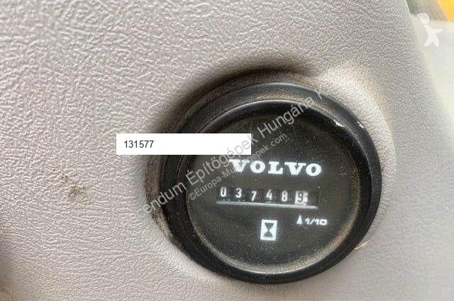 Pelle Volvo EC220EL