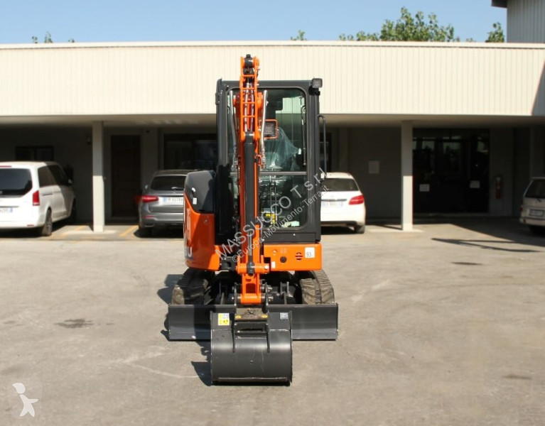 Rýpadlo Hitachi ZX26U-6 CR
