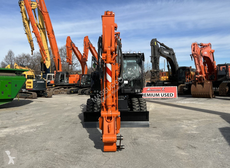 جرافة Hitachi