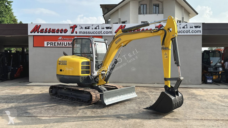 جرافة Wacker Neuson