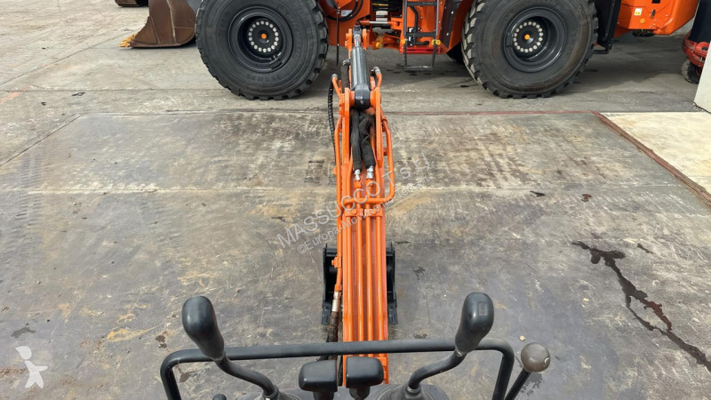 Rýpadlo Hitachi