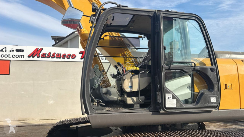 Rýpadlo Hitachi X250LCN-5B