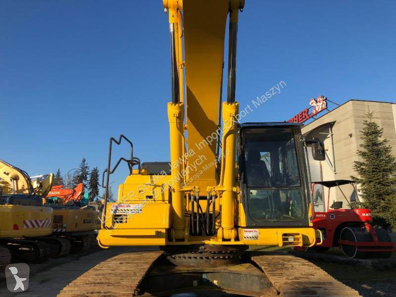 جرافة Komatsu PC490LC-11E0
