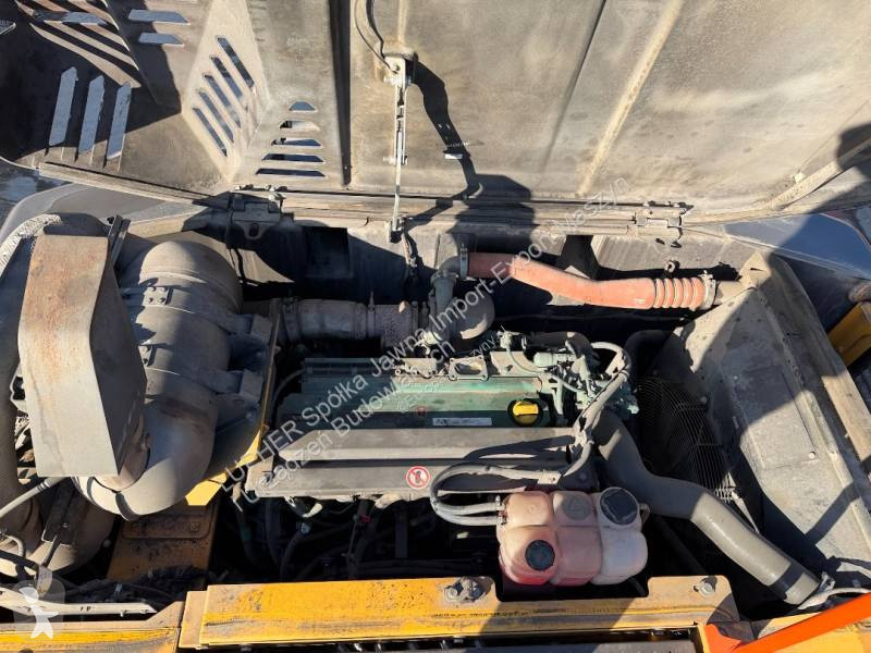 Lopatový nakládač Volvo EW240EMH