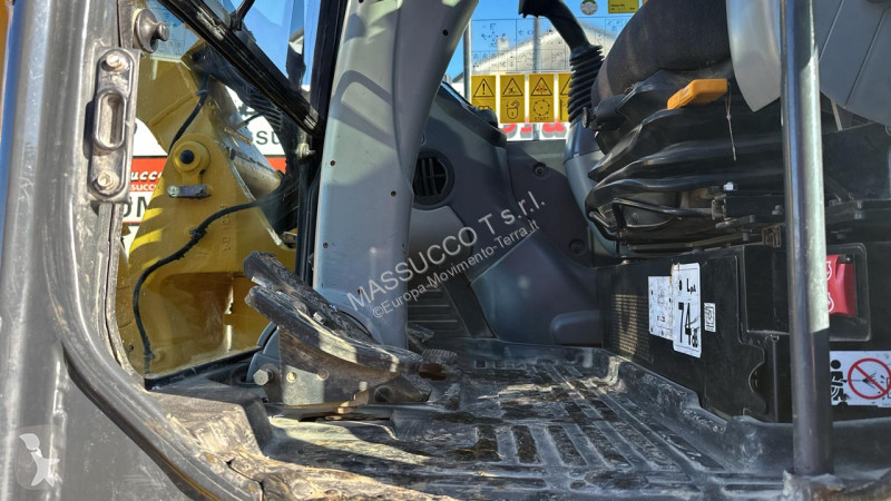 Rýpadlo Komatsu PW118MR-11