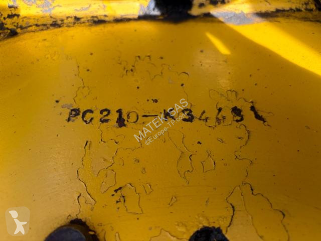 Экскаватор Komatsu