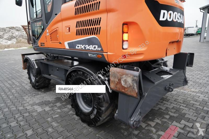 Lopatový nakládač Doosan 140W / KOPARKA KOŁOWA...