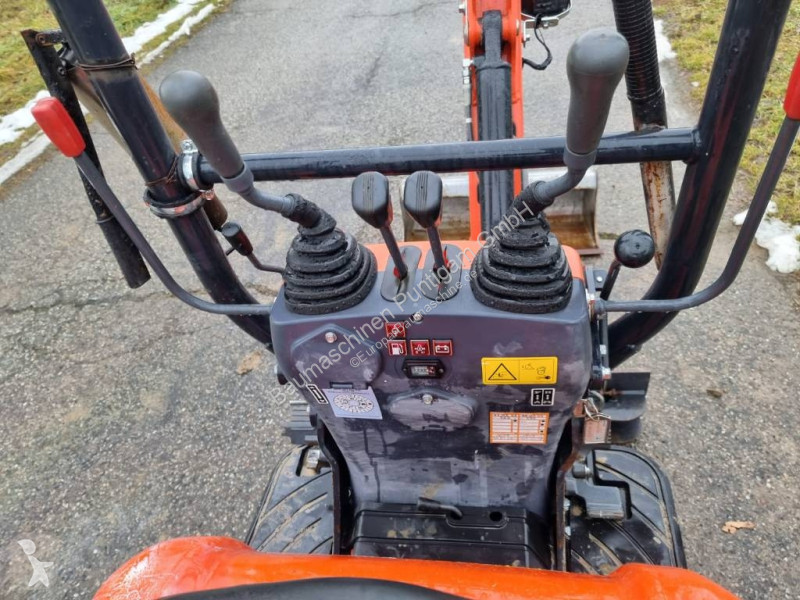 جرافة Kubota U103 VHG