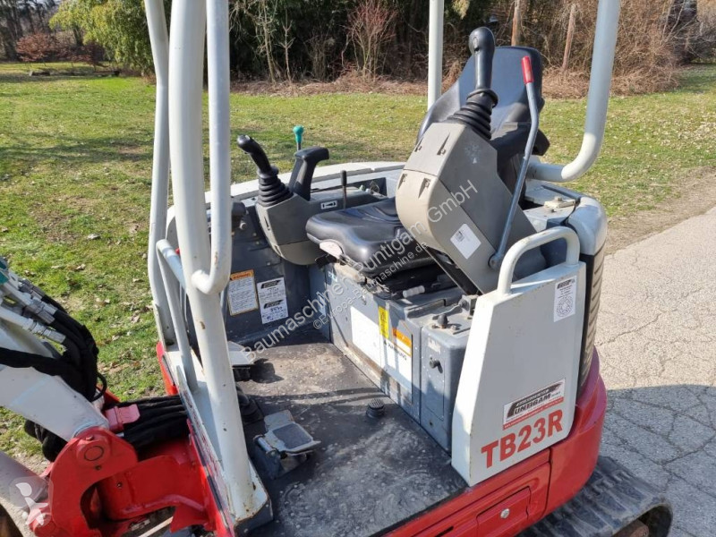 Rýpadlo Takeuchi